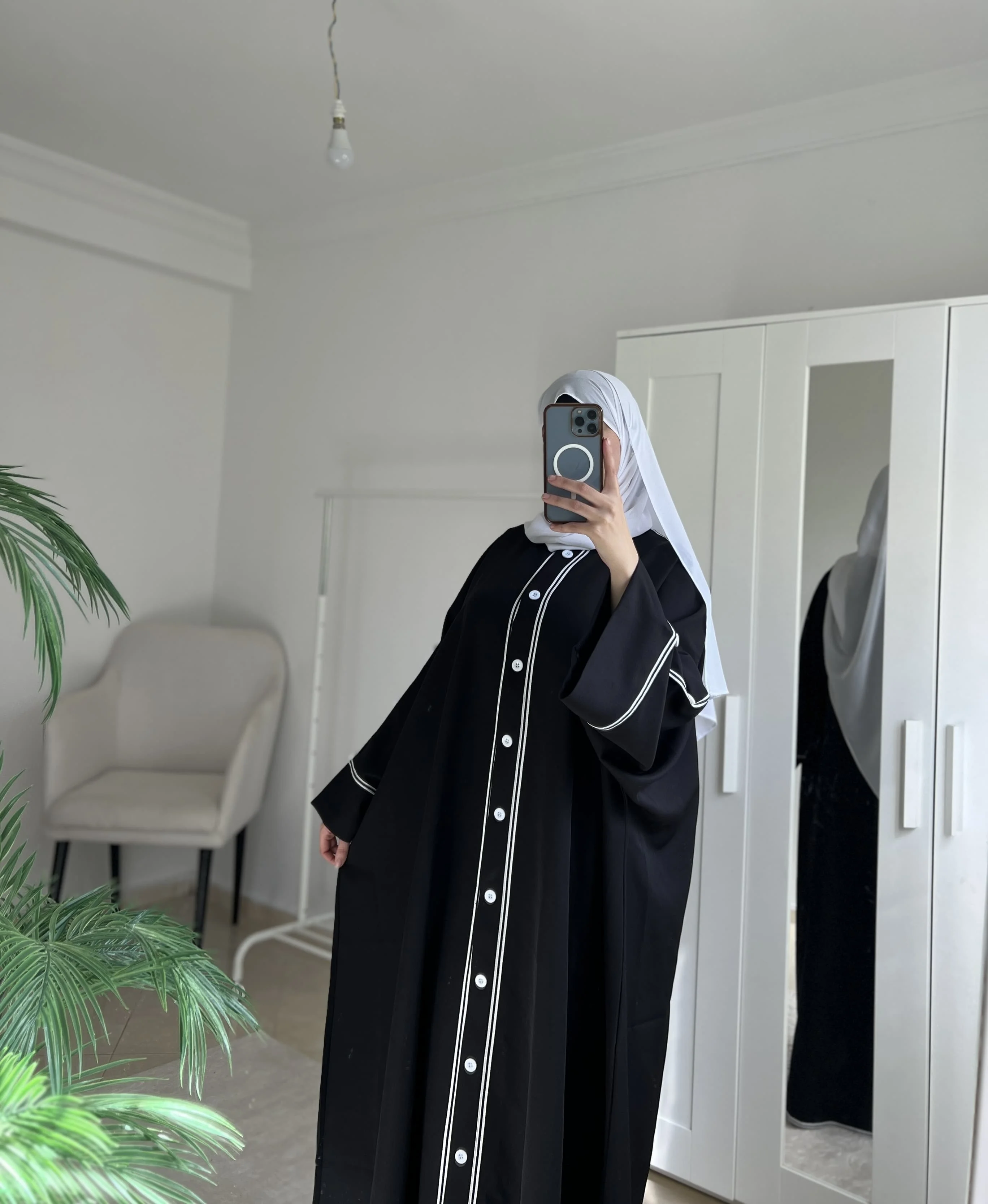 عباية سكوبة